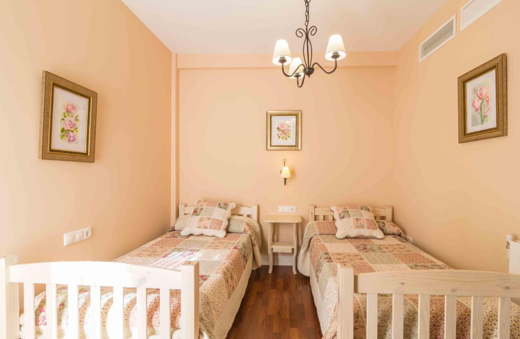 Apartamentos Salmerones Alhama de Granada Phòng bức ảnh
