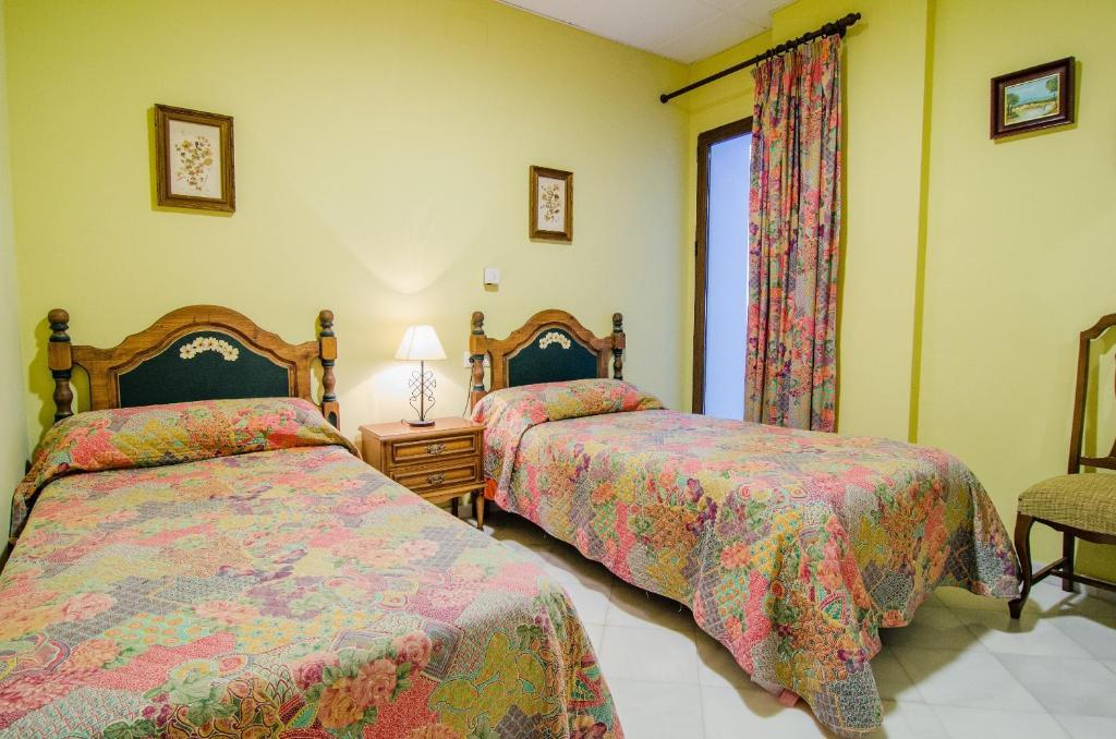 Apartamentos Salmerones Alhama de Granada Phòng bức ảnh